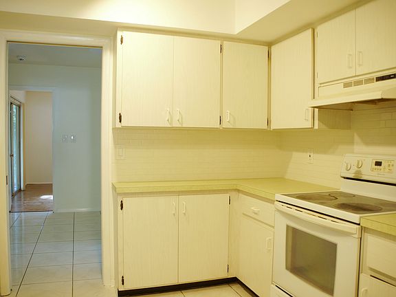 5th image of 1322 43rd St