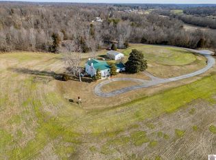 305 Simpkins Ln, Mayfield, KY 42066