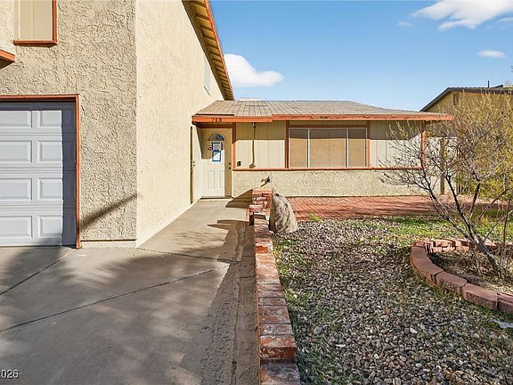 2nd image of 713 Strawberry Pl
