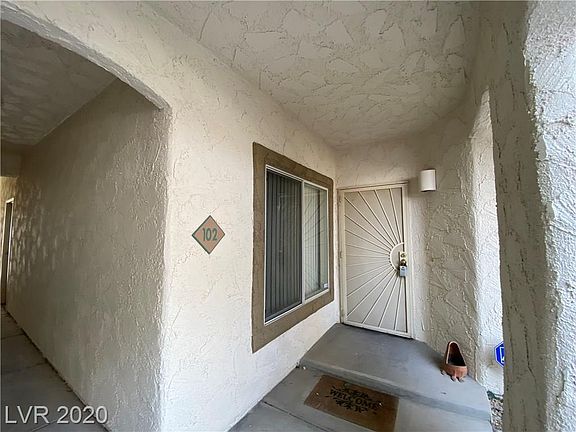 4th image of 6912 Squaw Mountain Dr Unit 102