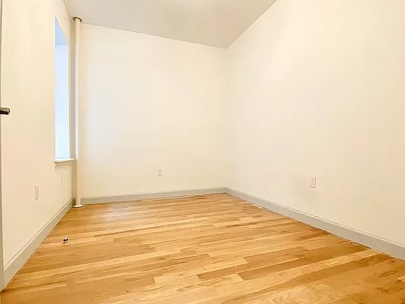 5th image of 68 W 107th St APT 2