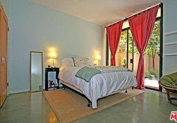 4th image of 600 W 9th St APT 112