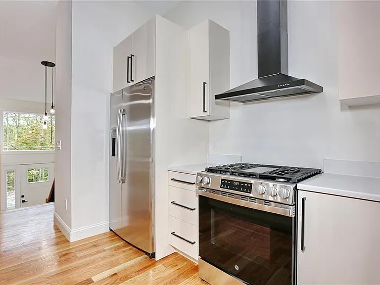 1097 W Route 1 #211-1 — Photo 19