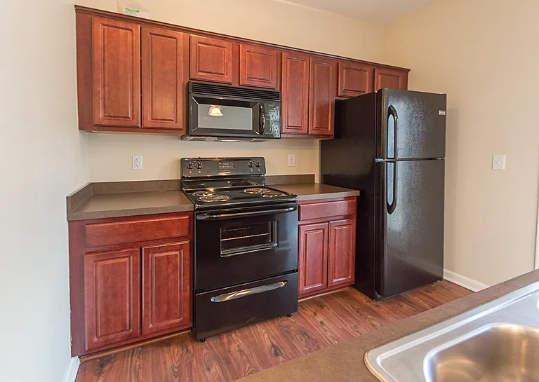 Morton Mansions Apartments — Photo 1