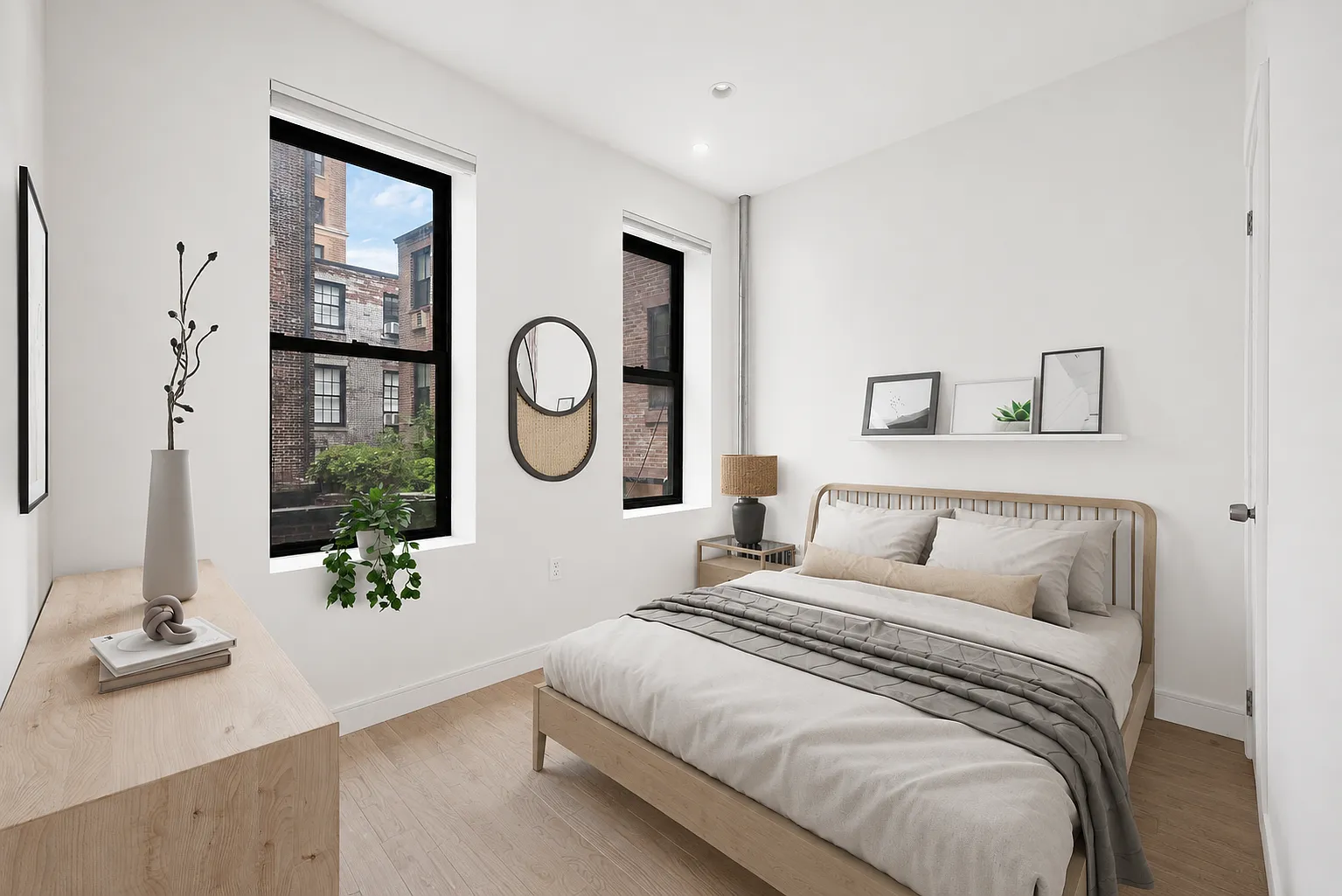 615 1/2 Hudson Street — Photo 3