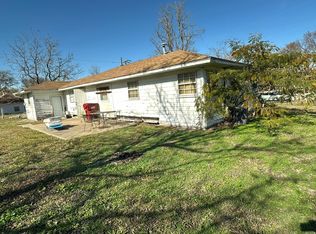 511 W Audie Murphy Pkwy, Farmersville, TX 75442