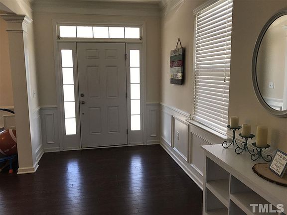 2nd image of 356 Naples Ln