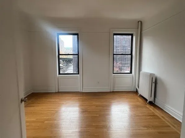 31 Tiemann Place image 1 of 9