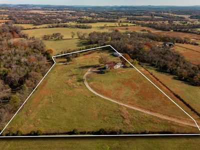 414B Rock Springs Rd, Castalian Springs, TN, 37031