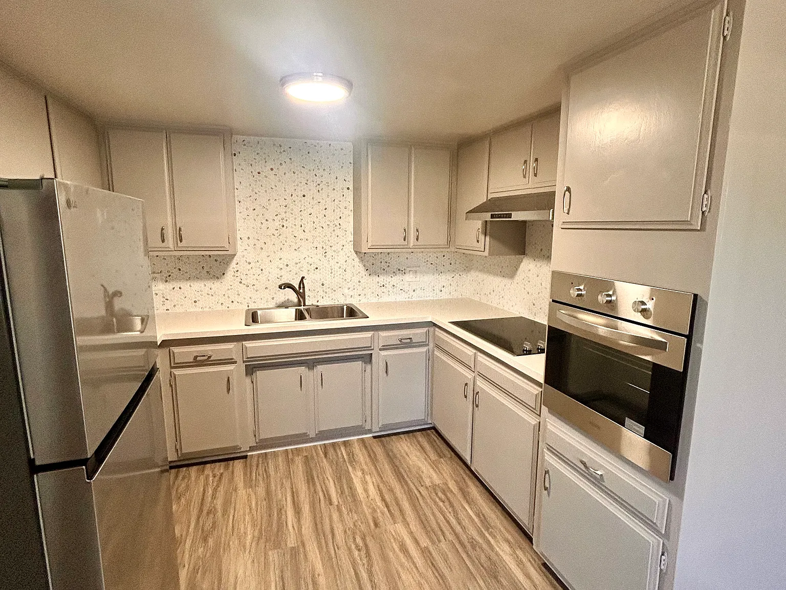 2 bed, 963 sqft, $2,495 — Photo 2