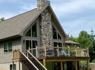5332 King Arthurs Ct, Gladwin, MI 48624