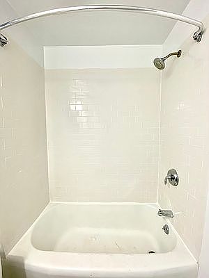5th image of 501 E 78th St APT 1G