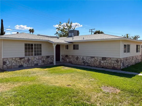 695 N Pepper Ave, Rialto, CA 92376