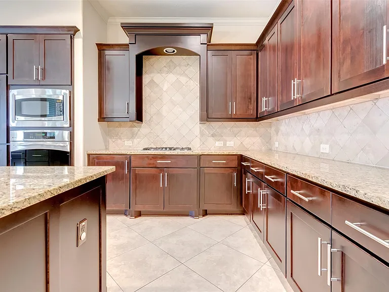 10307 Latta Creek Dr — Photo 14