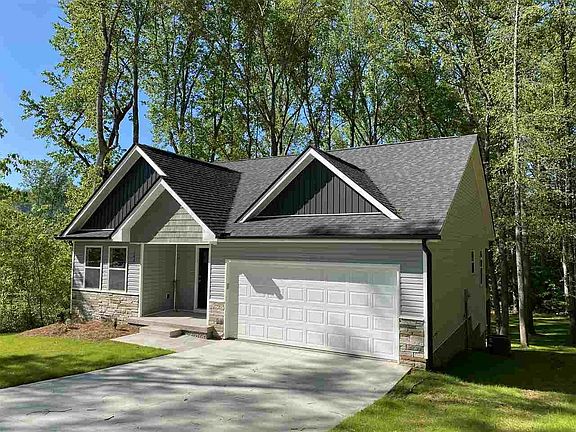 3rd image of 162 Bondale Dr