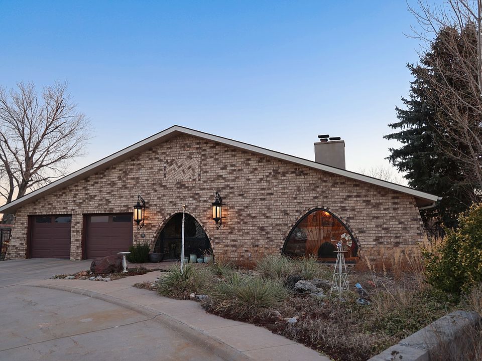 1st image of 13 Grassland Ridge Ct