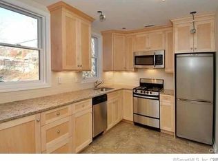 202 Old Ridgefield Rd STE 3, Wilton, CT 06897