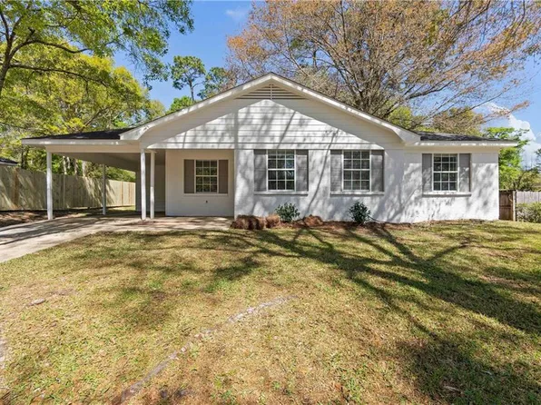 7010 Williamsburg Ct, Irvington, AL 36544