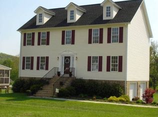 542 Castleridge Rd, Vinton, VA 24179