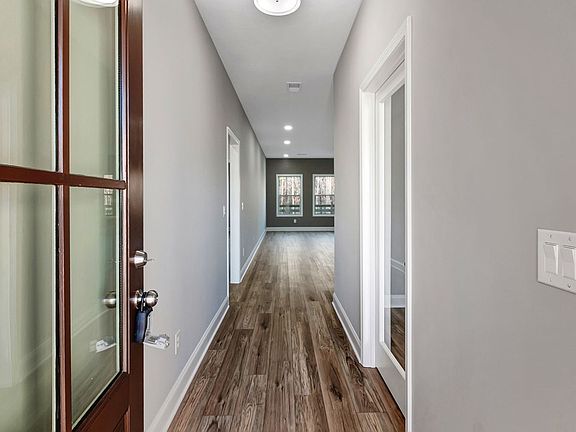 5th image of 96 Mockingbird Ln