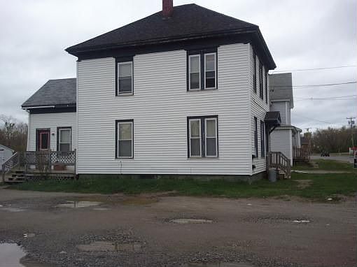 2nd image of 68 W Broadway