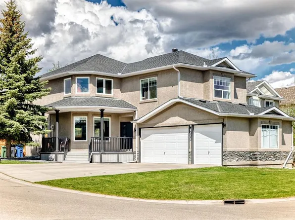 135 W Crystalridge Ct, Okotoks, AB T1S 1X7