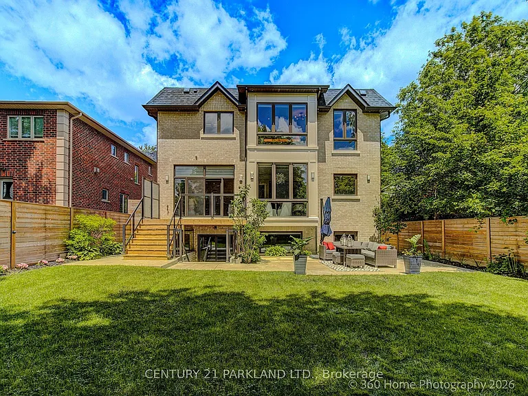 141 Churchill Ave — Photo 44