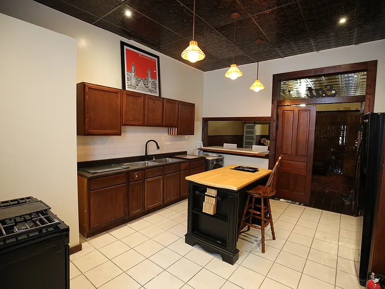 123 N Sale St #3 — Photo 7