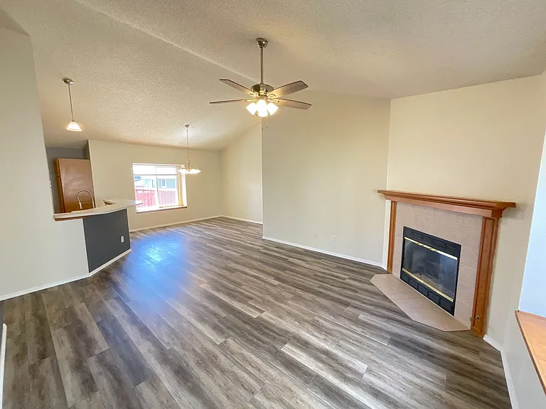 8166 Telegraph Dr — Photo 8