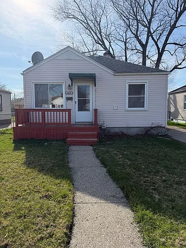 24593 Wilmot Ave Photo 1