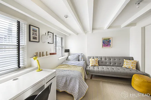 Rented by Halstead Real Estate | media 33