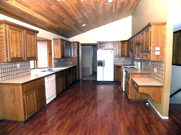 2nd image of 10310 N Woodridge Dr