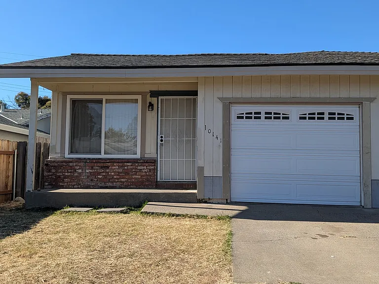 10141 De Soto Way — Photo 1
