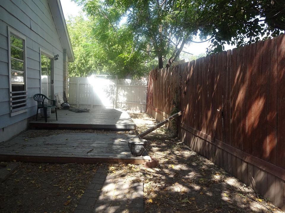 sideyard