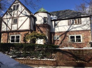 5304 64th St, Maspeth, NY 11378