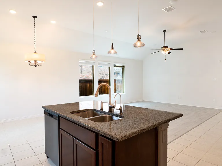 420 Kirkham Dr — Photo 24