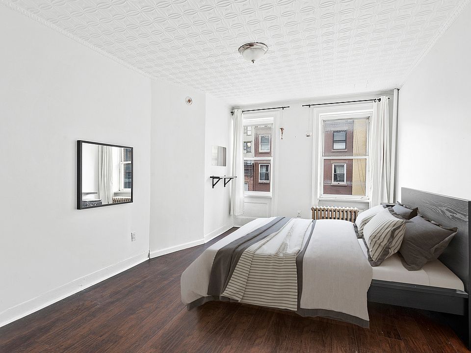 2nd image of 121 Mulberry St #5