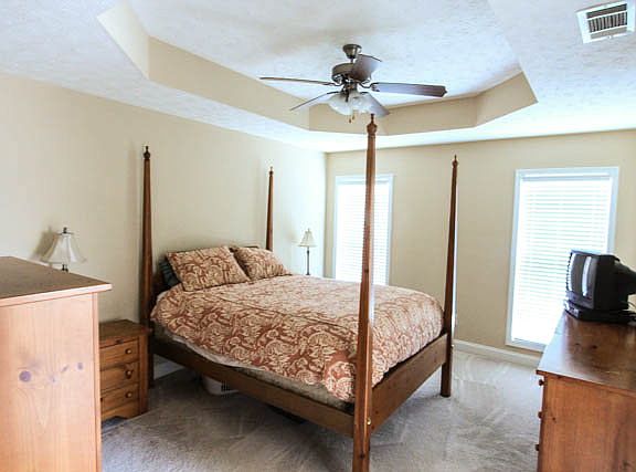 3rd image of 8014 Garrett Pines Dr