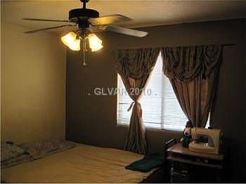 3rd image of 6612 Evergreen Ave