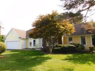 102 White Rabbit Trl, Rochester, NY 14612