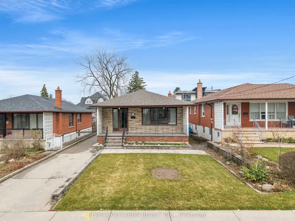 1144 Glengrove Ave, Toronto, ON M6B 2K4