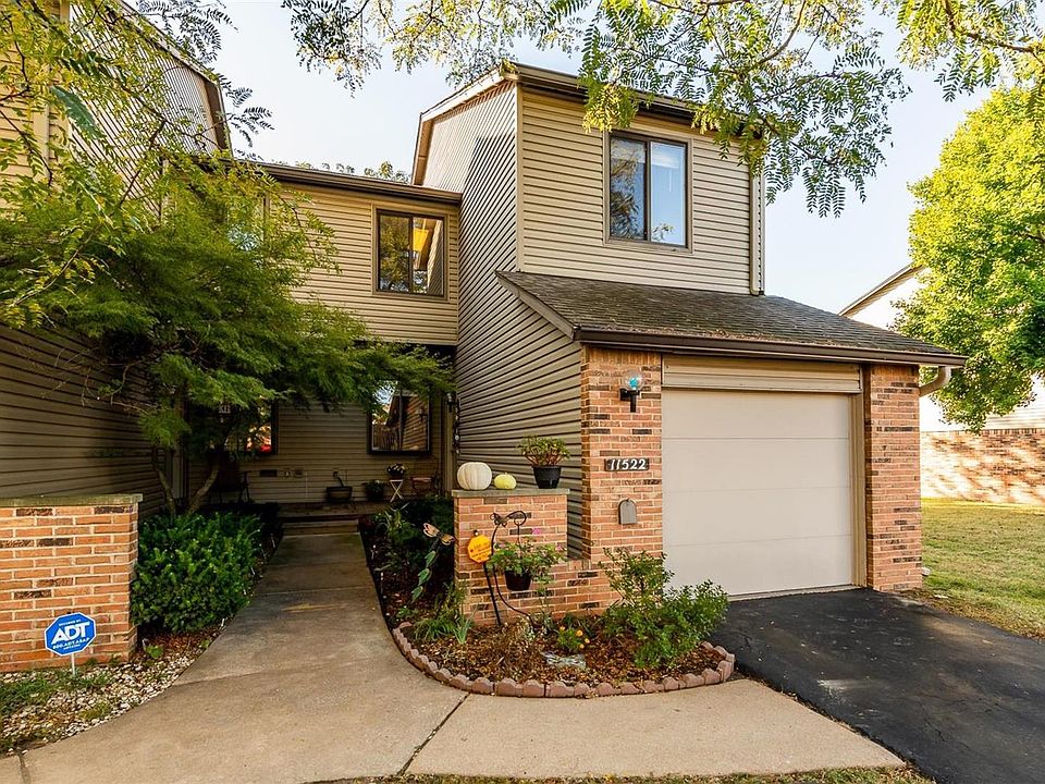 1st image of 11522 Cedar Walk Dr
