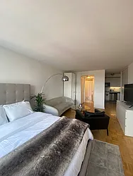 Rented by Fischer Group Realty, LLC