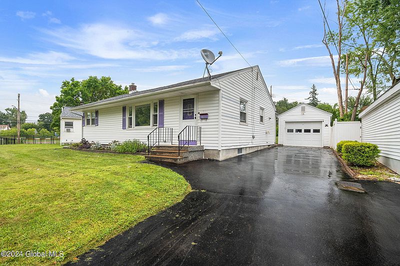 2nd image of 58 Glenwood Street