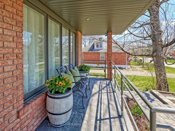 3069 Given Rd, Mississauga, ON L5A 2N2