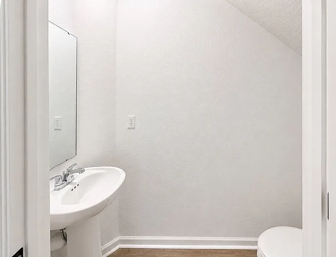 8662 Elmo Rd — Photo 11