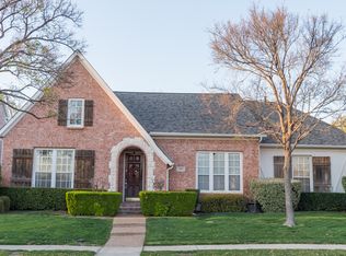 1825 E Branch Hollow Dr, Carrollton, TX 75007
