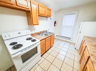 327 W 9th St APT 2W, Erie, PA 16502