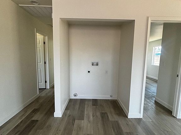 4th image of 1657 W 126th St #2