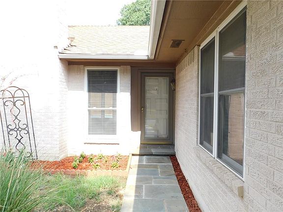 2nd image of 644 Red River Dr